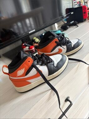 Kids Nike Jordan Orange & Black High-Top Sneakers